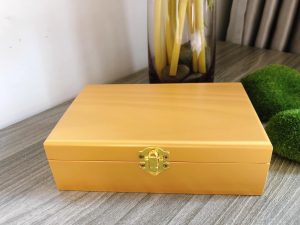 Hộp gỗ phạm gia